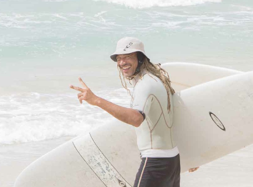 DOSSIER – Poyo Surf Club : Le “Surf pour tous” selon Cyrill