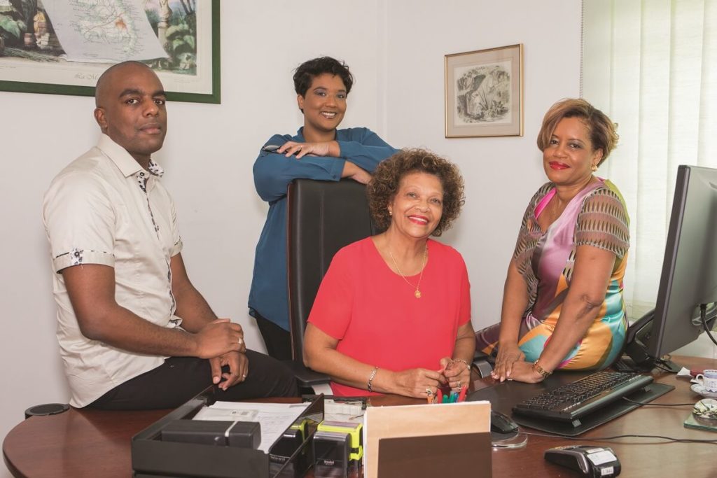 Equipe du cabinet de recouvrement BGR CARAIBES