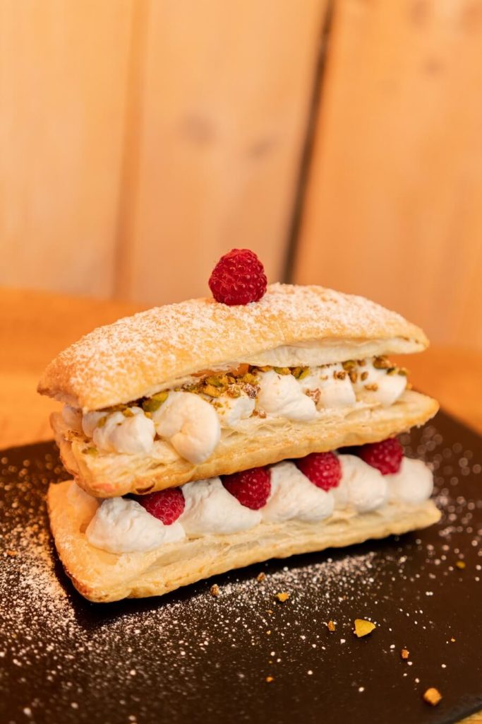 Mille-feuille aux framboises du restaurant Saint-Germain à Jarry