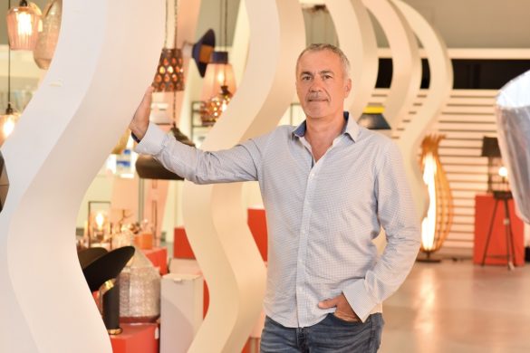 Anthony Jaunasse, créateur de Trend Concept, aménagement d'espaces commerciaux