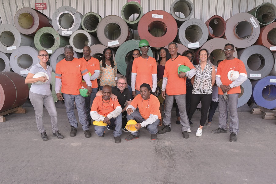 Equipe de ArcelorMittal Construction Caraibes en Guadeloupe