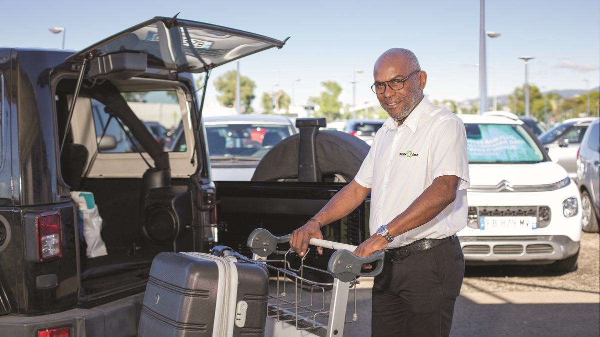 Park’Inn, parking privé sécurisé à deux pas de l’aéroport