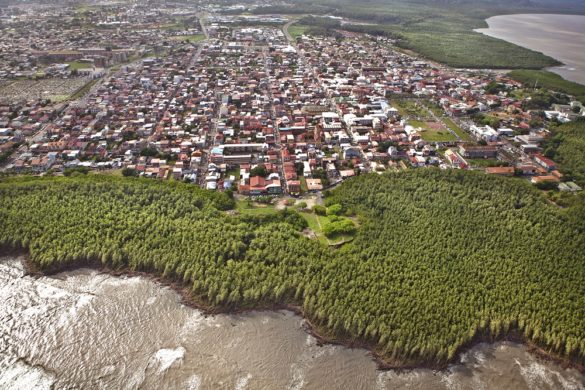 Vue aérienne littoral guyanais