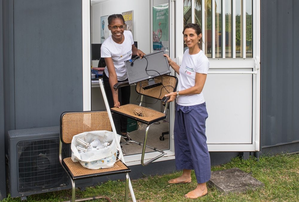 Comment recycler les équipements et le mobilier de son entreprise ?