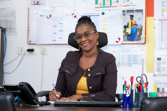 Joëlle Petchy-Dorville, directrice de l'école Clair Saint-Maximin - Saint-Martin