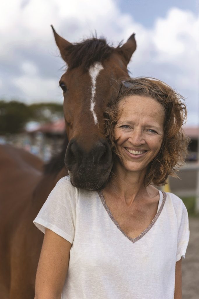 Tessa Schurink, équicoach certifiée, fondatrice de Hippotess