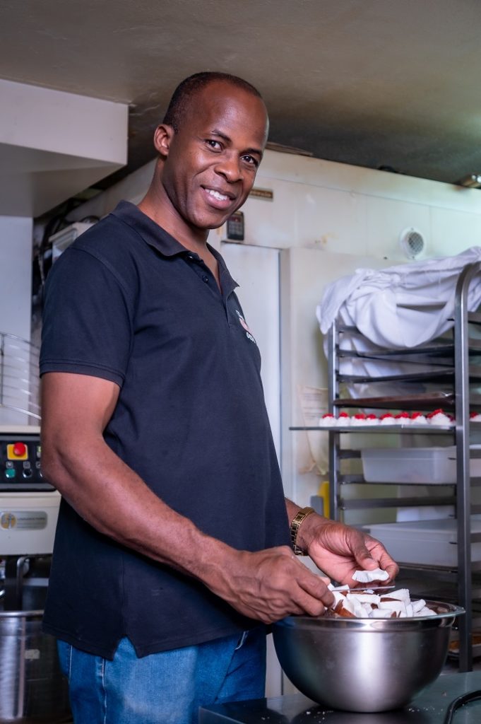 Justinien Lambeau, gérant de Coco Douceurs  en Guadeloupe