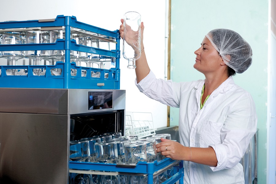 Laura Albasini - Consigne de verre en Guadeloupe