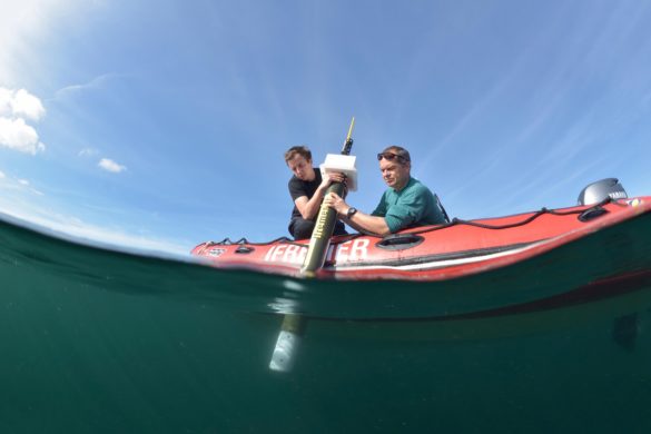 Mise à l'eau d'une balise Argo