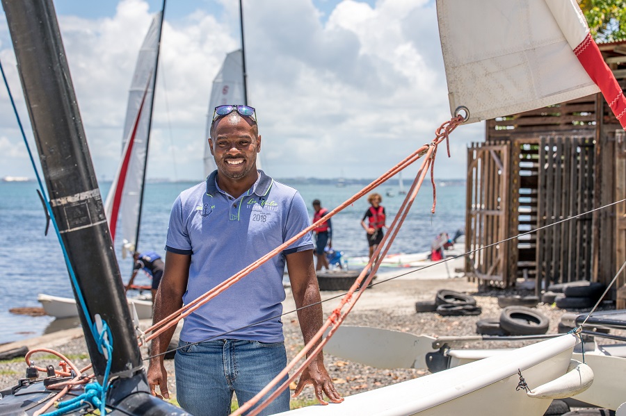 Rodolphe Sepho à la base nautique Voile 44