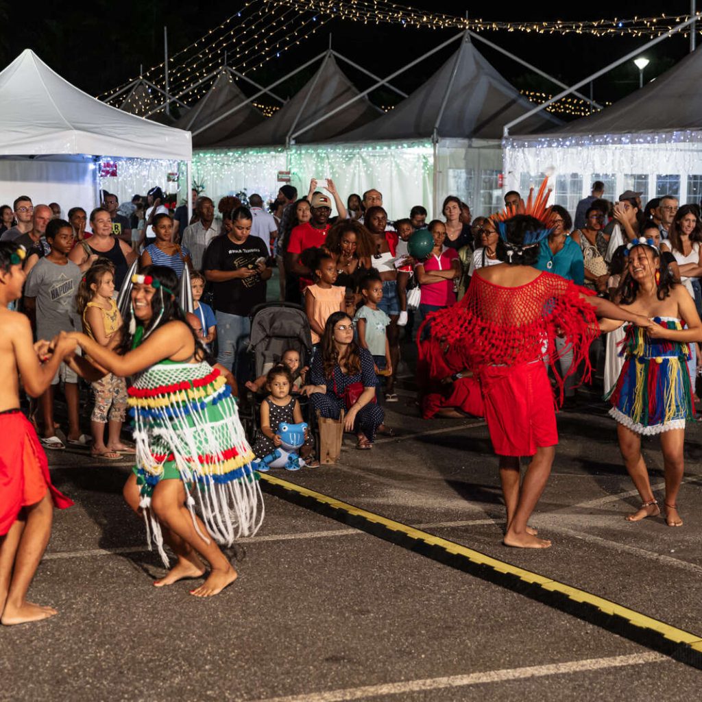 Animations au marché de Noel de Guyane - Photo ©Jody Amiet