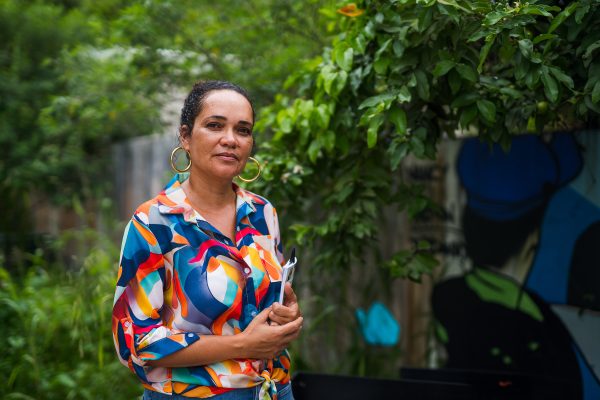 Delphine Ravier, responsable du pôle famille qu’elle a créé au sein de Lakou Bosco.