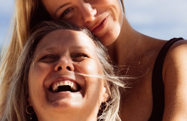 Le duo mère-fille Sandra et Julia Dufrechou.
